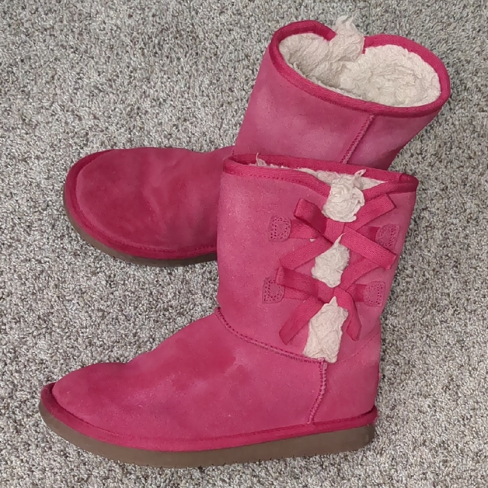Girl's Koolaburra Boots (Size 3)